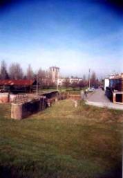 image12.jpg (6970 byte)
