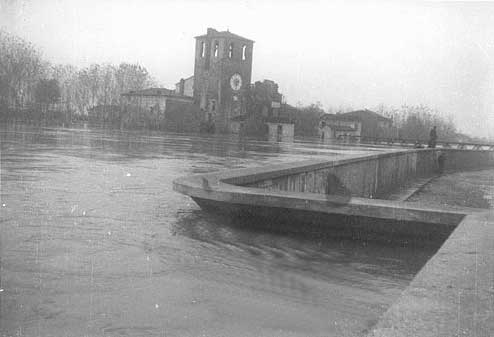 La mura e il Mincio