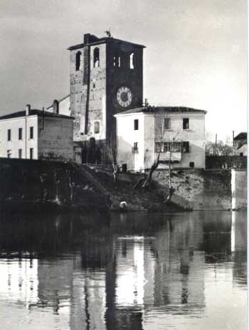 PanoramaMincioTorre.jpg (18615 byte)